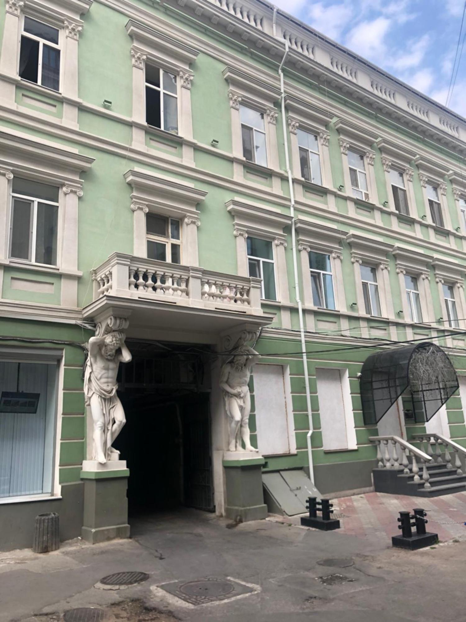 Студия На Дерибасовской Odesa Exterior photo